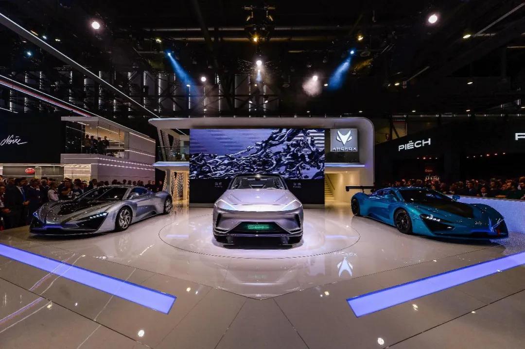 点击进入看图评论