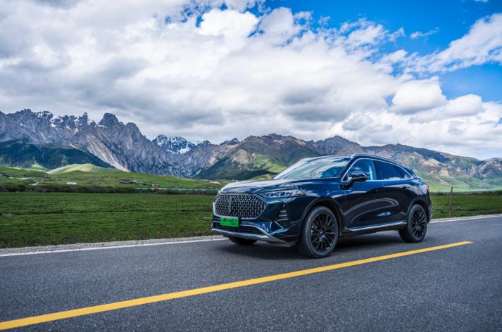 1656061893619450.jpg 贺勇2.jpg