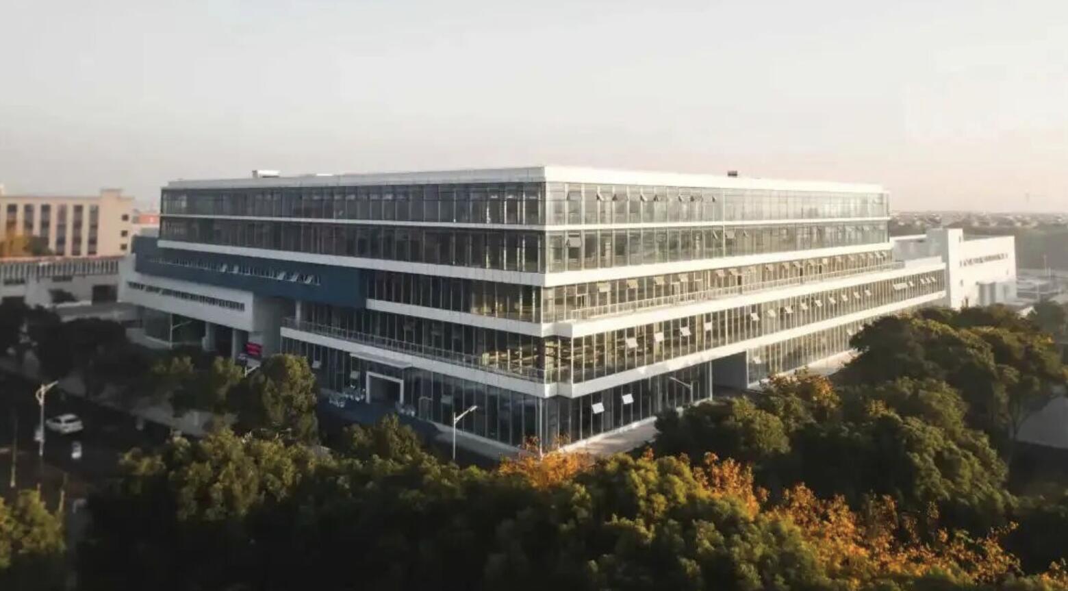 1762431528390679.jpg QQ截图20251106201200.jpg